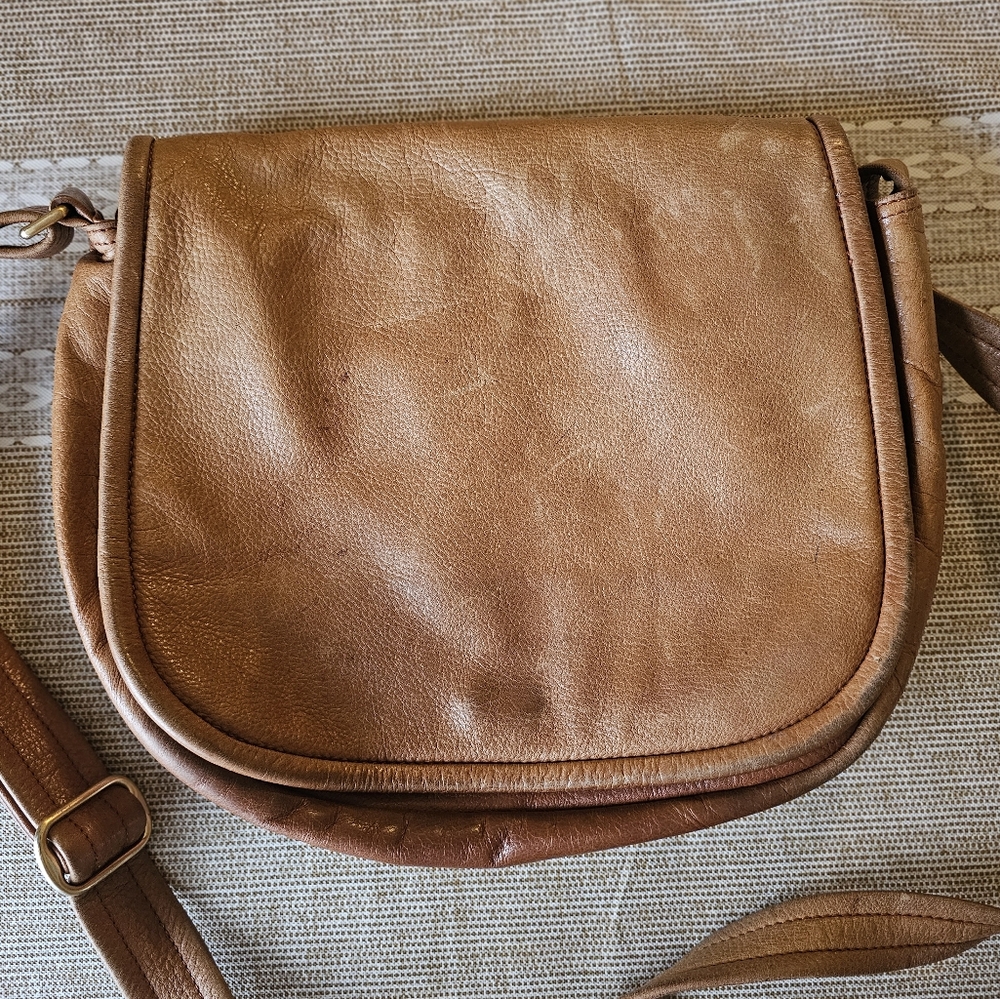 Leather brown messenger bag